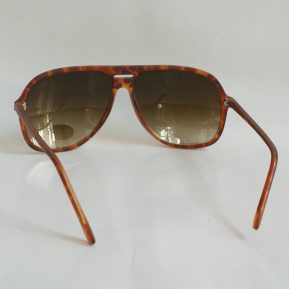NWT TruVintage 80's Fashion Navigator Gradient lens w/silver mirror Sunglasses - Picture 4 of 12